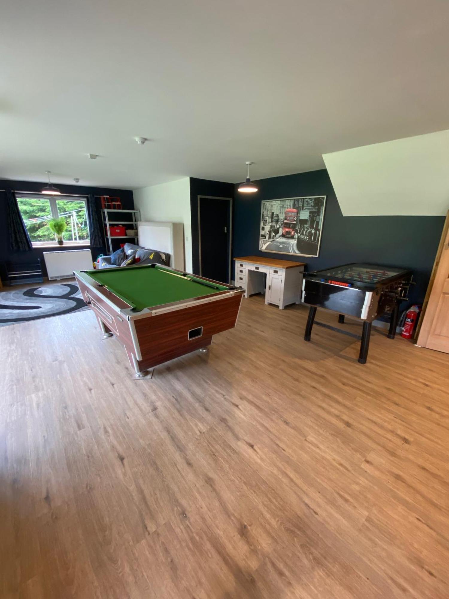 Unique Sheperds Hut Private Hot Tub, Ensuite & Kitchenette Clodock エクステリア 写真